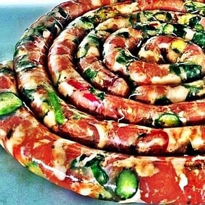 Read more about the article How to make “Pizza Wors” – A BraaiBoy TV Recipe