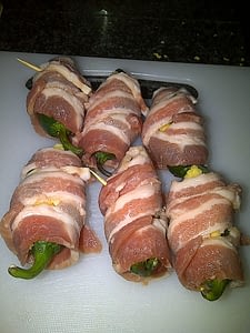 Read more about the article Jalapeno Popper Recipe – Making jalapeno poppers on the braai